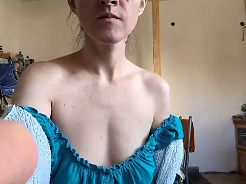 Milky hairy mommy online show from March 20, 6:52 am