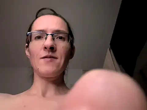 Milky hairy mommy online show from March 18, 8:16 pm