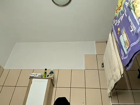 Milky hairy mommy online show from September 14, 6:52 pm