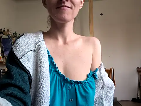 Milky hairy mommy online show from March 10, 7:55 am