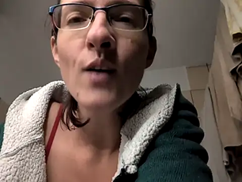 Milky hairy mommy online show from November 25, 9:26 pm