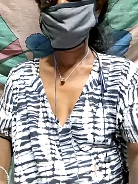 Snapshot of Tamil--Rani chatting on November 5, 1:58 pm Tamil--Rani online show from November 5, 1:58 pm