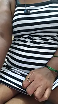 Snapshot of Tamil--Rani chatting on February 23, 12:59 pm Tamil--Rani online show from February 23, 12:59 pm