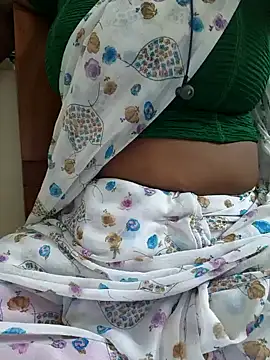 Snapshot of Tamil--Rani chatting on February 14, 4:41 pm Tamil--Rani online show from February 14, 4:41 pm