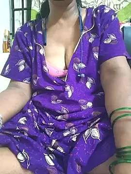 Snapshot of Tamil--Rani chatting on February 15, 3:17 pm Tamil--Rani online show from February 15, 3:17 pm