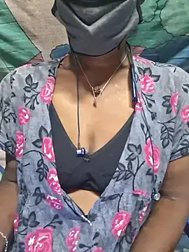 Snapshot of Tamil--Rani chatting on November 3, 2:09 pm Tamil--Rani online show from November 3, 2:09 pm