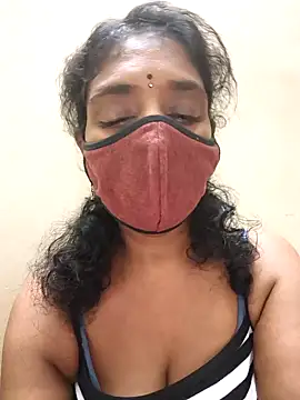 Snapshot of Tamil--Rani chatting on February 23, 4:35 pm Tamil--Rani online show from February 23, 4:35 pm