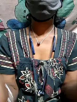 Snapshot of Tamil--Rani chatting on November 9, 2:21 pm Tamil--Rani online show from November 9, 2:21 pm