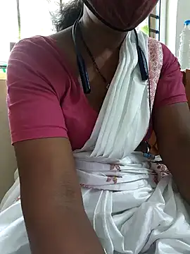 Snapshot of Tamil--Rani chatting on February 16, 11:27 am Tamil--Rani online show from February 16, 11:27 am