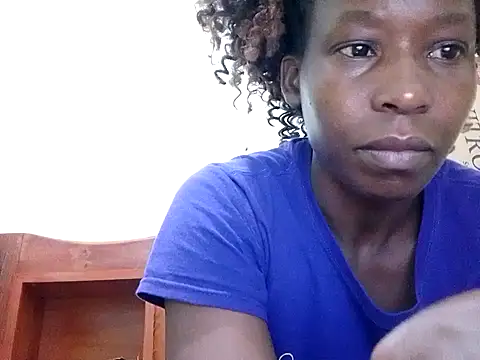 Snapshot of Claris2 chatting on September 25, 7:58 am Claris2 online show from September 25, 7:58 am