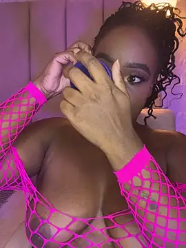 Britanymooree online show from March 19, 9:48 pm