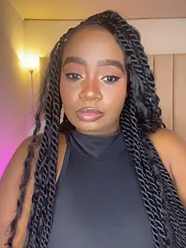 Snapshot of Britanymooree chatting on February 23, 8:20 pm Britanymooree online show from February 23, 8:20 pm