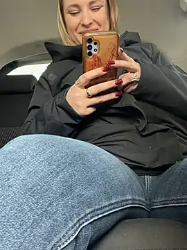 OlgaBuzzz online show from February 28, 9:36 am