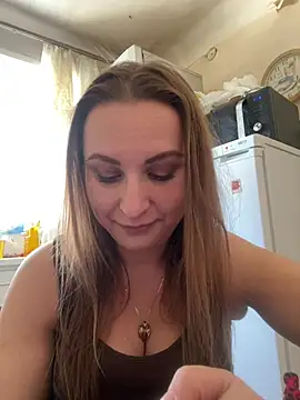 OlgaBuzzz online show from February 25, 7:30 am