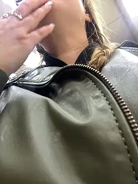 OlgaBuzzz online show from March 17, 5:45 am