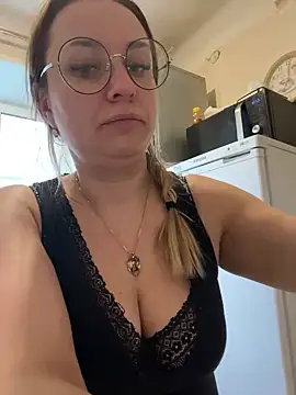 OlgaBuzzz online show from March 20, 12:00 pm