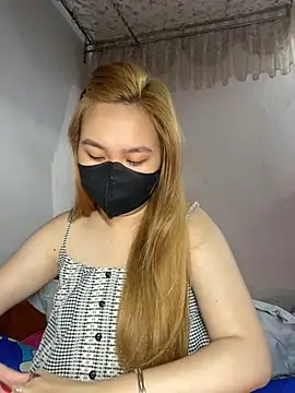 Odette68 online show from April 19, 1:17 am