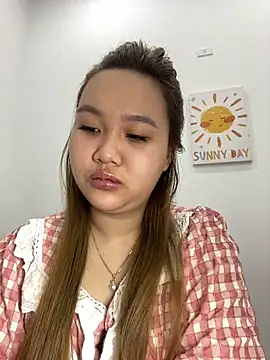 Snapshot of Odette68 chatting on November 26, 12:54 am Odette68 online show from November 26, 12:54 am