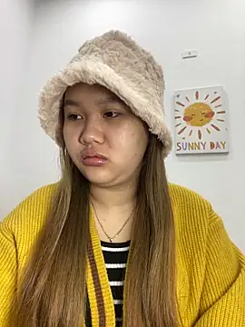 Snapshot of Odette68 chatting on November 29, 11:38 pm Odette68 online show from November 29, 11:38 pm