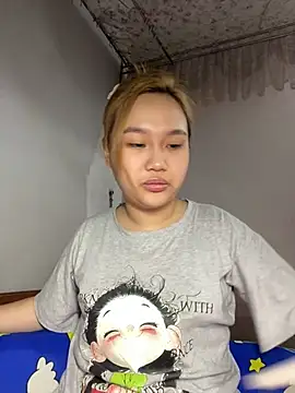 Odette68 online show from April 28, 11:53 pm
