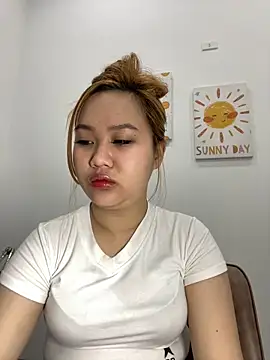 Odette68 online show from March 6, 11:44 pm