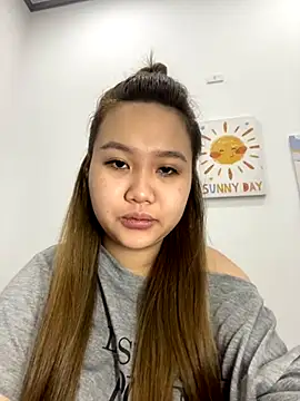 Snapshot of Odette68 chatting on November 23, 12:09 am Odette68 online show from November 23, 12:09 am