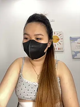 Snapshot of Odette68 chatting on October 24, 1:15 am Odette68 online show from October 24, 1:15 am