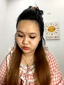 Snapshot of Odette68 chatting on November 14, 8:40 am Odette68 online show from November 14, 8:40 am