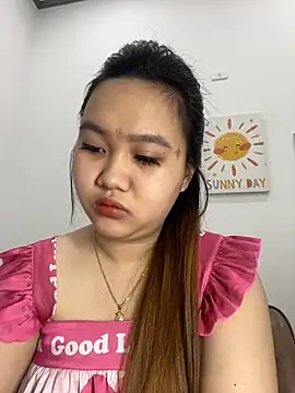 Snapshot of Odette68 chatting on November 13, 1:09 am Odette68 online show from November 13, 1:09 am