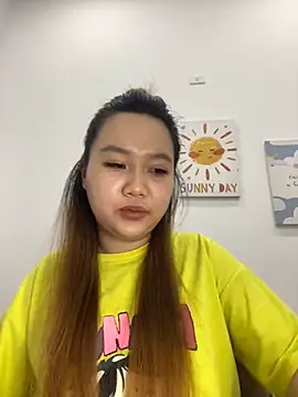 Snapshot of Odette68 chatting on November 10, 4:06 am Odette68 online show from November 10, 4:06 am