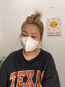 Odette68 online show from April 14, 3:44 am