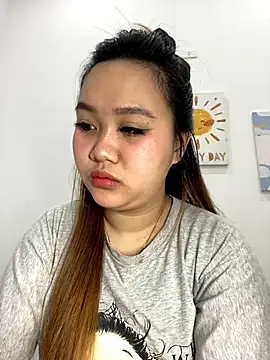 Snapshot of Odette68 chatting on November 1, 2:29 am Odette68 online show from November 1, 2:29 am