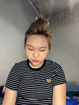 Odette68 online show from May 24, 11:26 pm