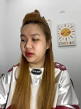 Odette68 online show from February 26, 12:32 am