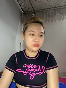 Odette68 online show from May 10, 11:50 pm