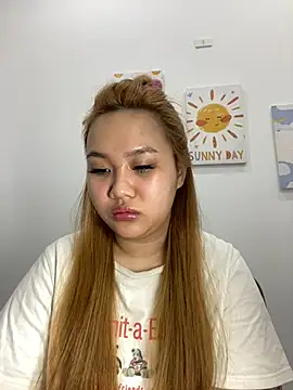 Odette68 online show from February 15, 4:46 am