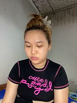 Odette68 online show from May 20, 12:51 am