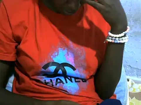 Snapshot of Slim_momma chatting on March 13, 9:48 pm Slim momma online show from March 13, 9:48 pm