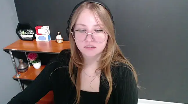 Snapshot of lady_minx chatting on January 21, 10:52 am lady minx online show from January 21, 10:52 am