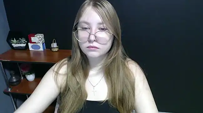 Snapshot of lady_minx chatting on January 24, 7:19 am lady minx online show from January 24, 7:19 am