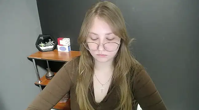 Snapshot of lady_minx chatting on February 11, 10:47 am lady minx online show from February 11, 10:47 am
