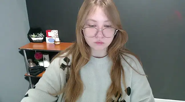 Snapshot of lady_minx chatting on January 13, 7:32 am lady minx online show from January 13, 7:32 am