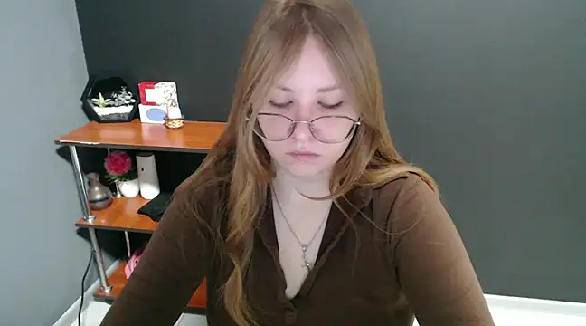 Snapshot of lady_minx chatting on January 10, 7:35 am lady minx online show from January 10, 7:35 am