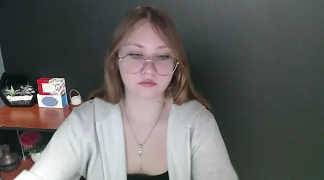 Snapshot of lady_minx chatting on January 16, 7:28 am lady minx online show from January 16, 7:28 am