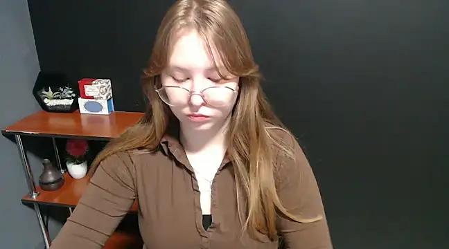 Snapshot of lady_minx chatting on January 28, 7:22 am lady minx online show from January 28, 7:22 am