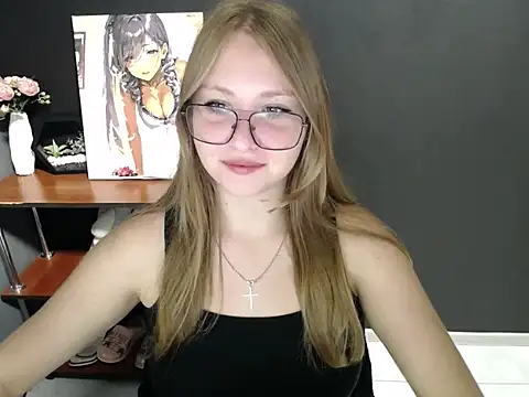 Snapshot of lady_minx chatting on September 22, 6:30 am lady minx online show from September 22, 6:30 am