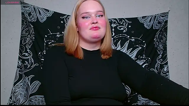 rozzhaos8 online show from February 13, 7:47 pm