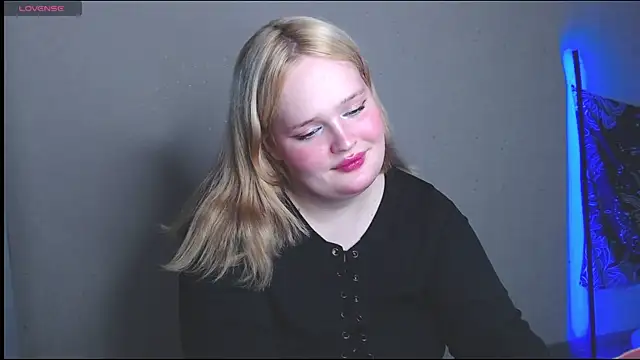 rozzhaos8 online show from November 11, 7:08 pm