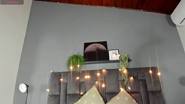 AmbarHills 1 online show from March 31, 11:34 am