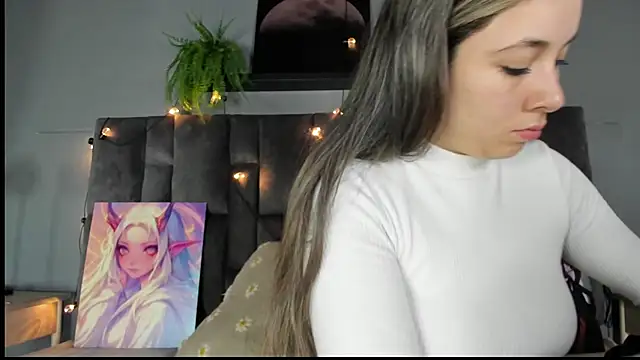 AmbarHills 1 online show from March 21, 11:36 am